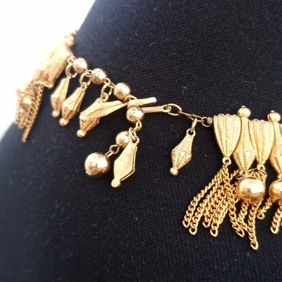 Vintage Crown Trifari Unique tassel necklace gold filled - Picture 5 of 11